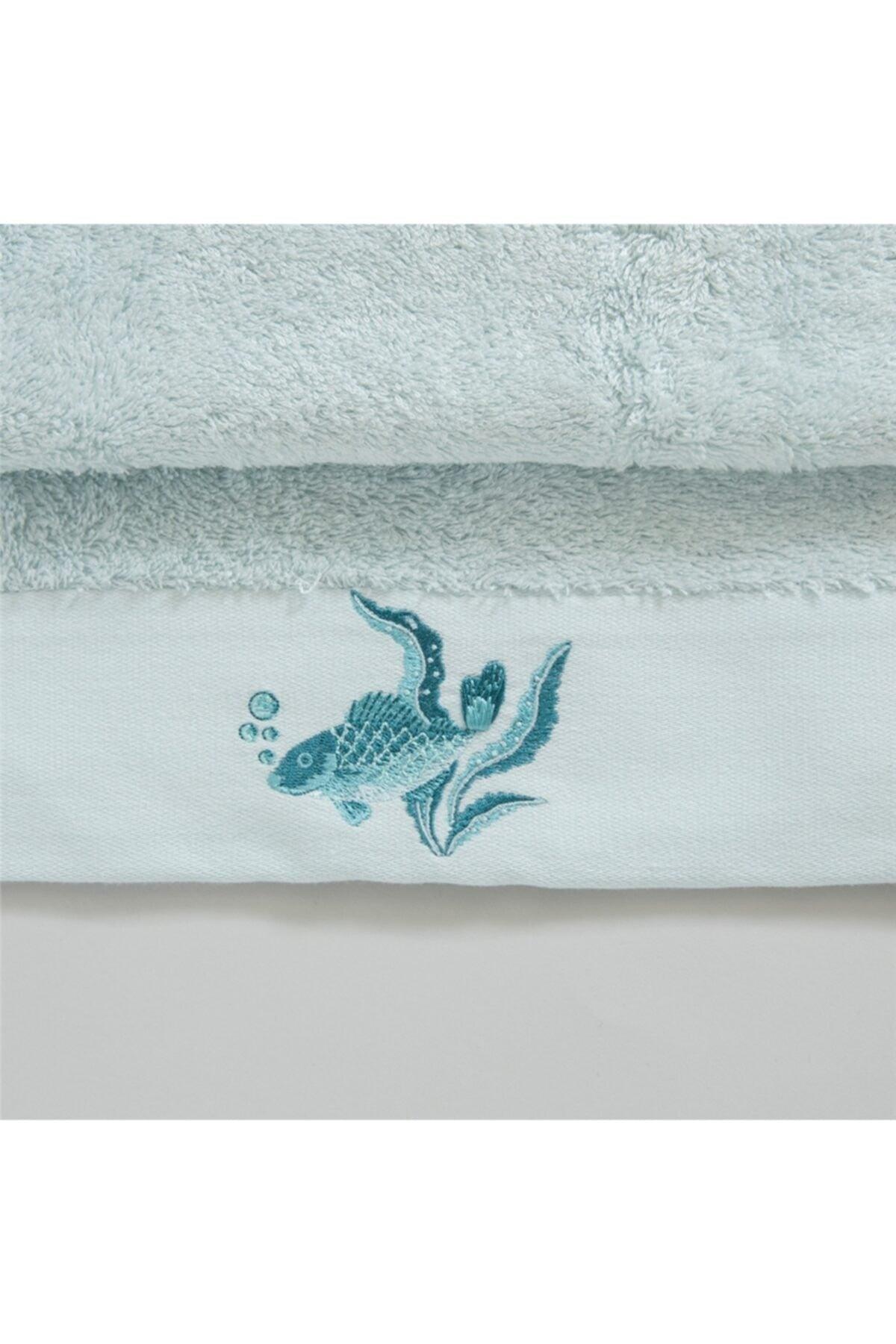 Eva Embroidered Hand Towel 30x50 Cm Open Aqua