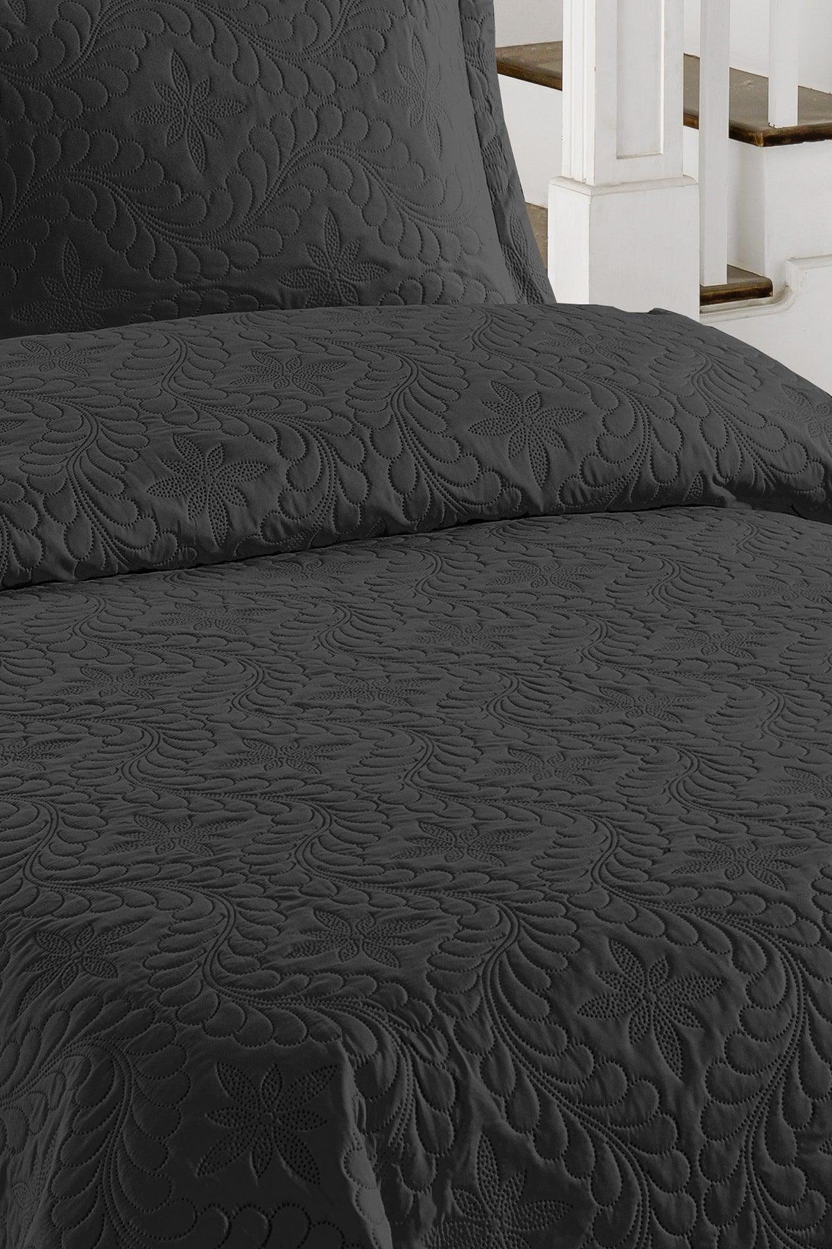 Ivy Black Double Microfiber Quilted Bedspread - Swordslife