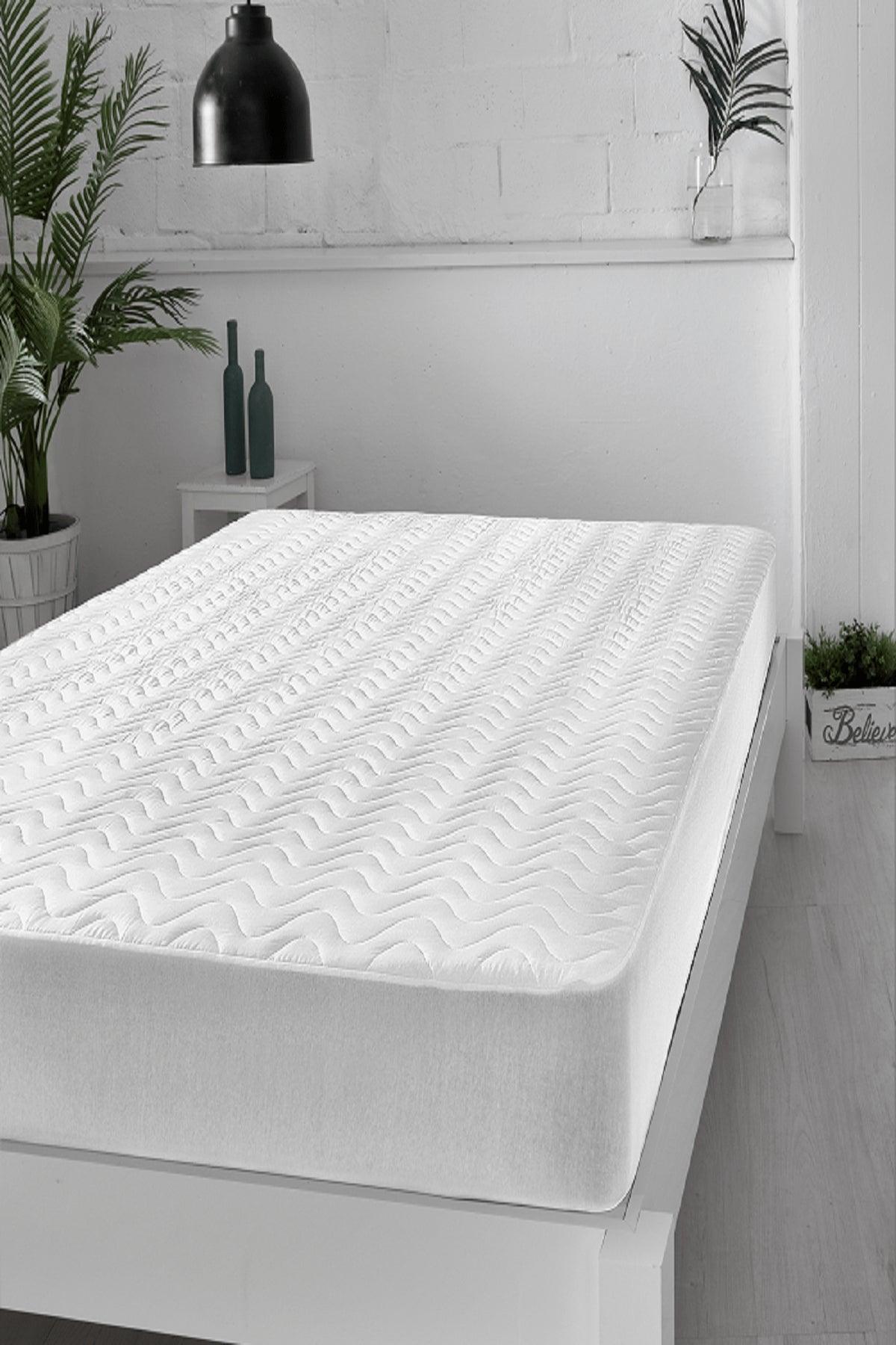 Quilted Fitted Double Liquid Proof Mattress Underlayment - Swordslife