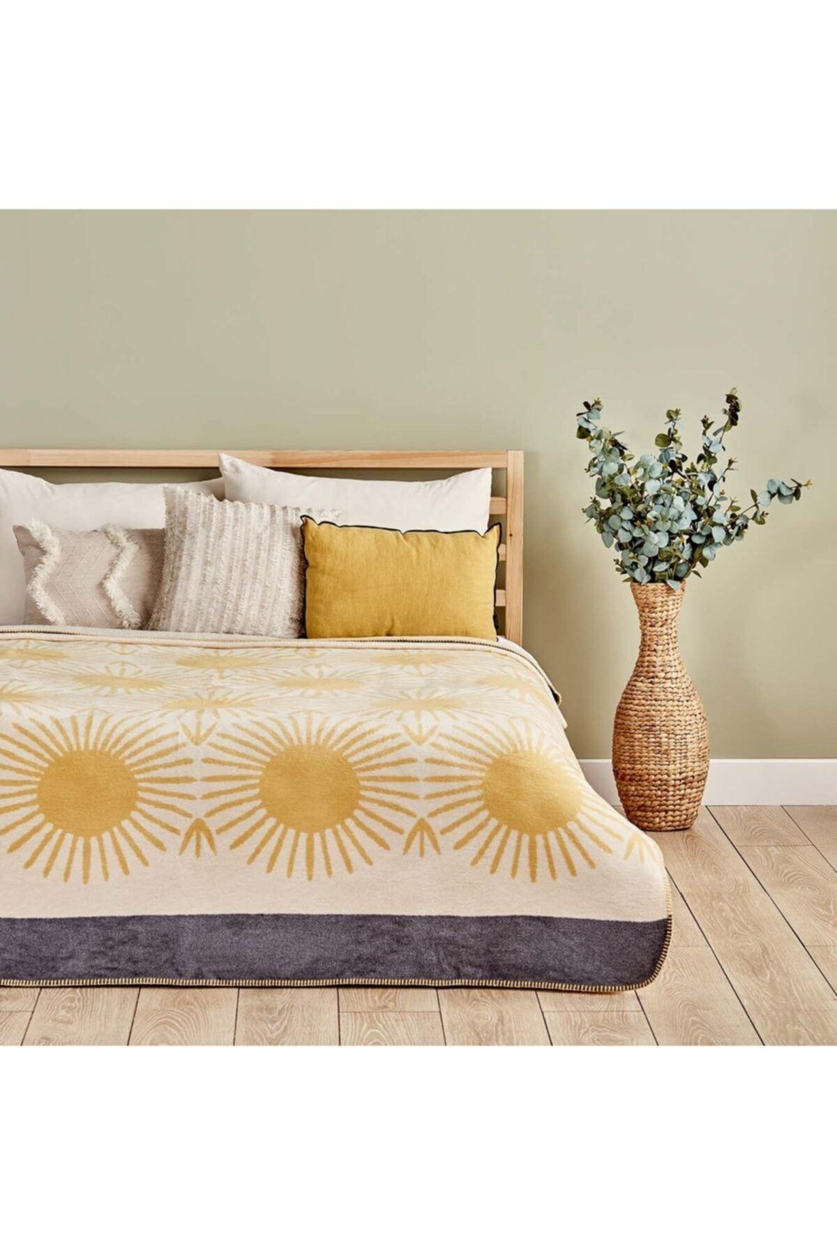 Liya Cotton Single Blanket Mustard (150x200 Cm) - Swordslife