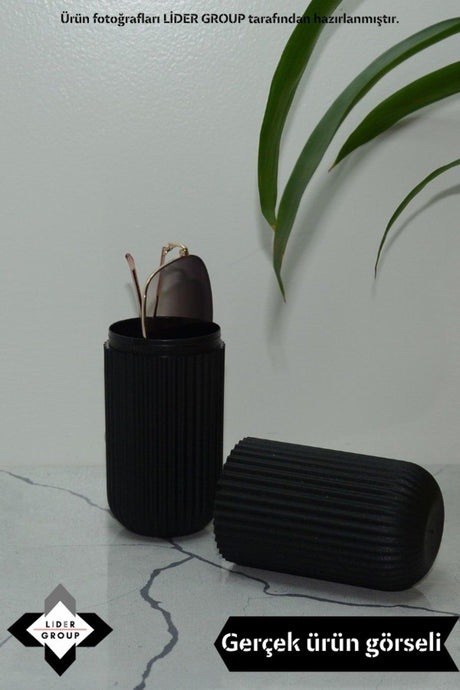 Lova Black Travel Accessory Carrying and Storage Container - Swordslife