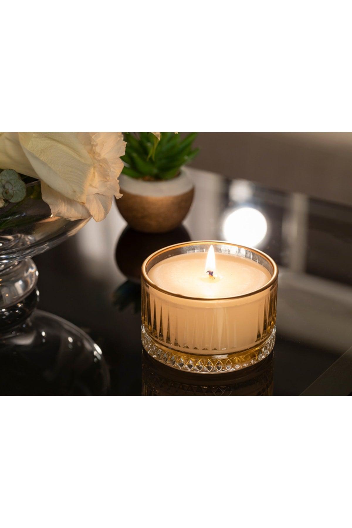 Luxury Scented Candle 155 G Honey Foam - Swordslife