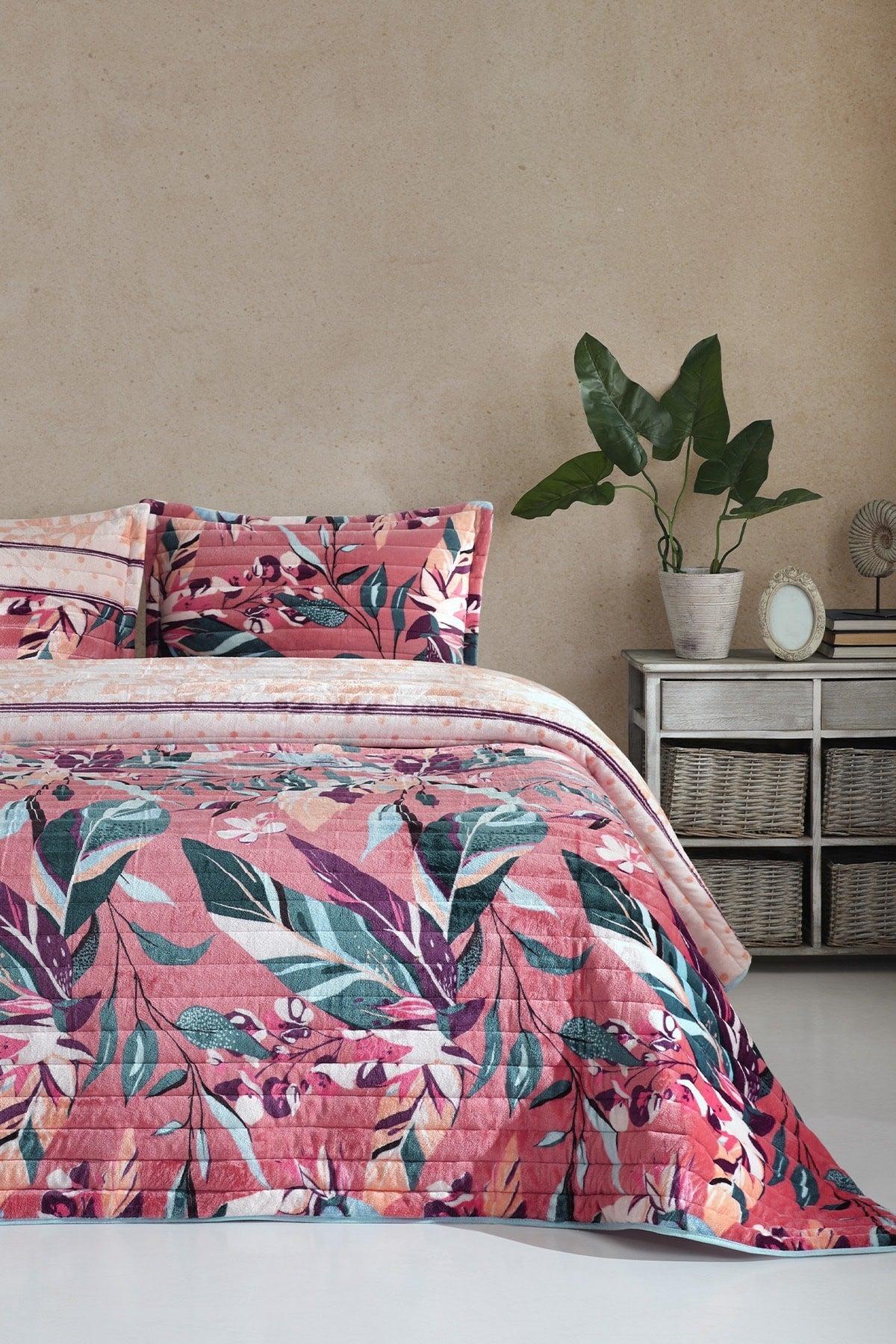 Misra Dried Rose Bedspread Set - Swordslife