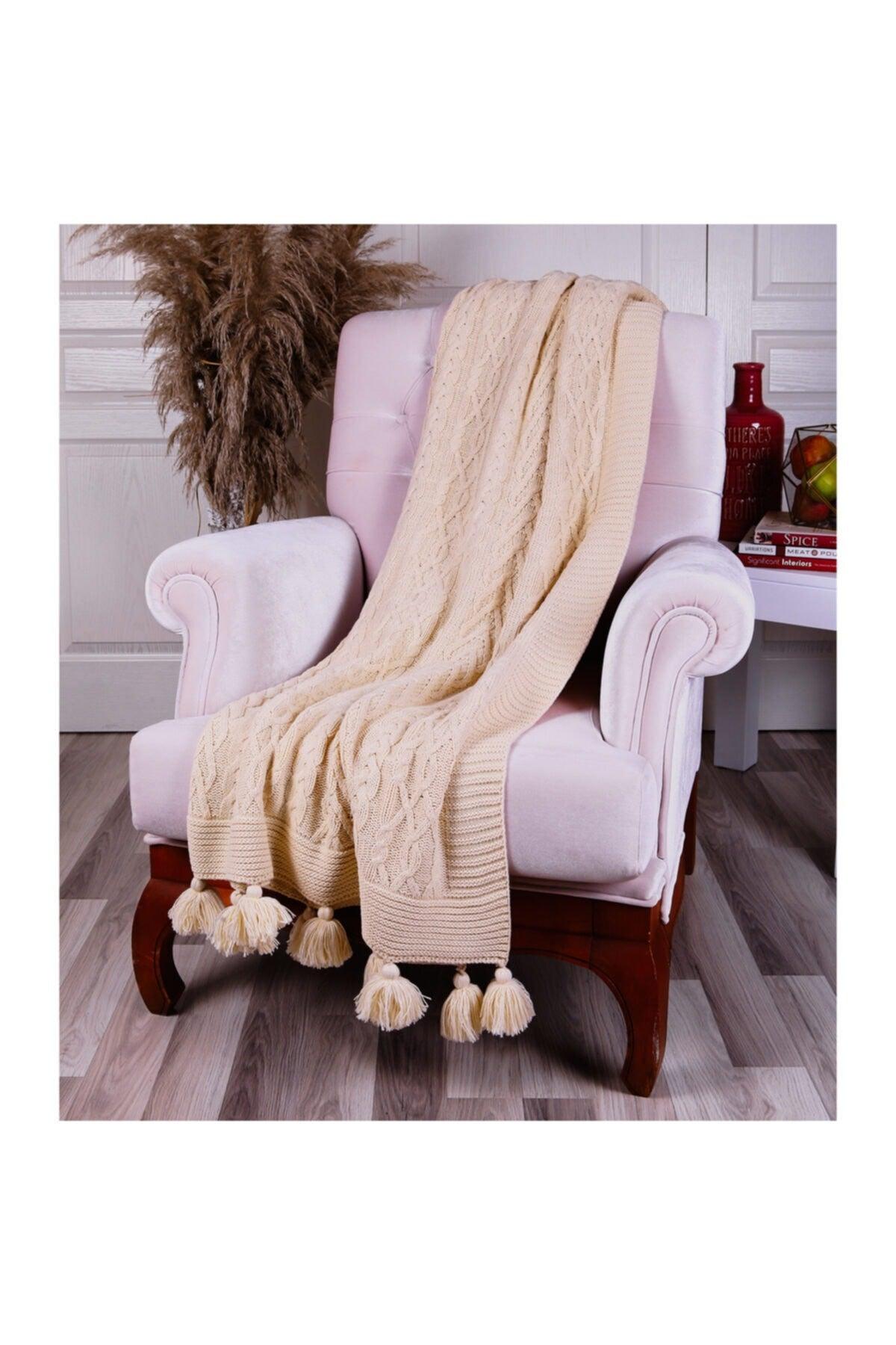 Knitted Throw Natural - Swordslife