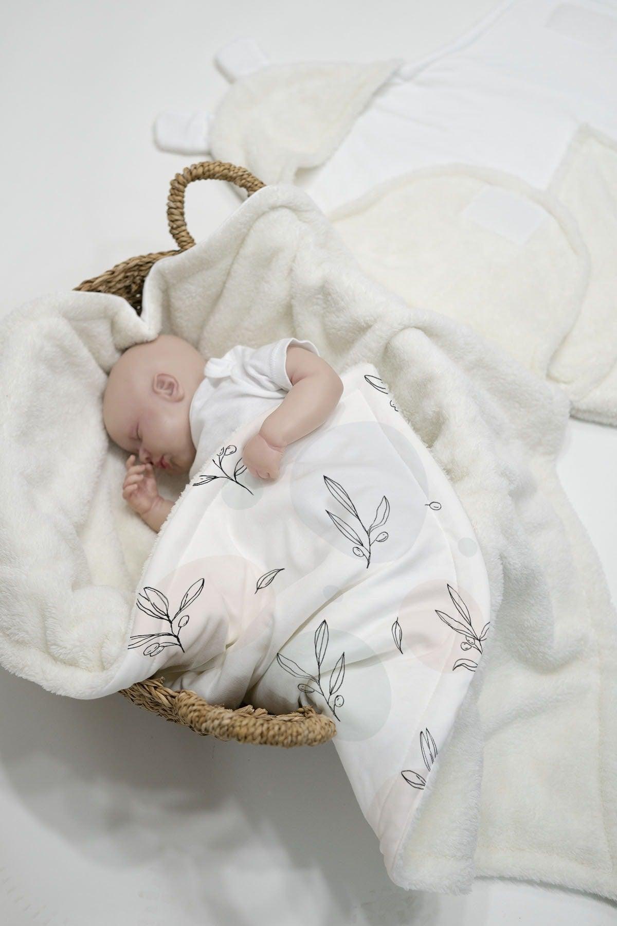 Plush Swaddle And Double Face Blanket - Fam Goals - Swordslife