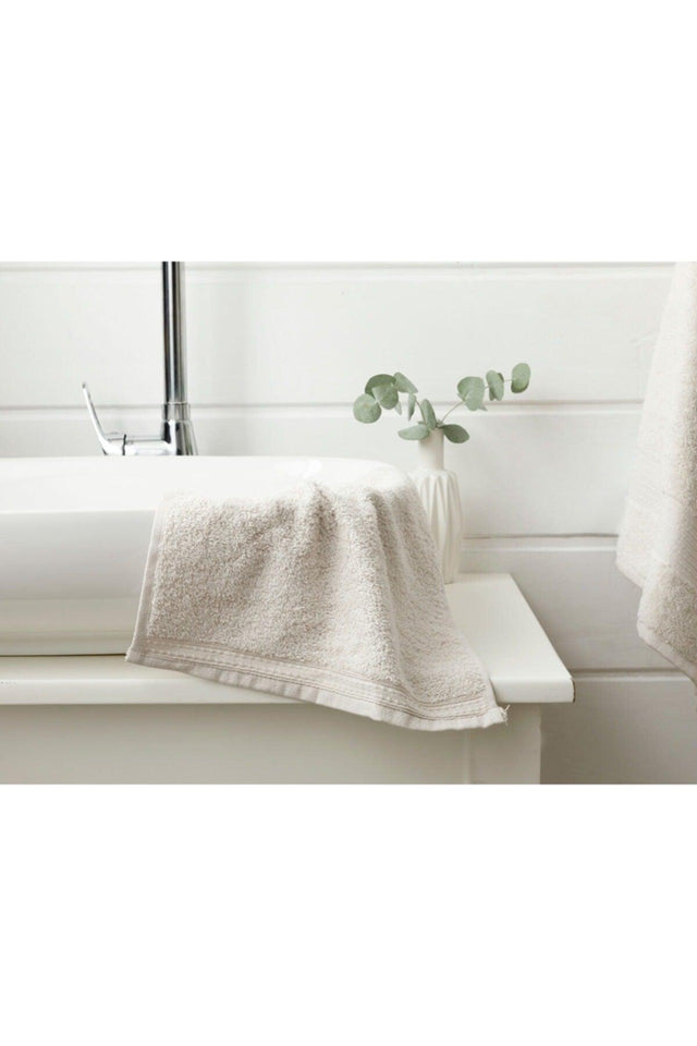 Pure Basic Hand Towel 30X30 Cm Beige