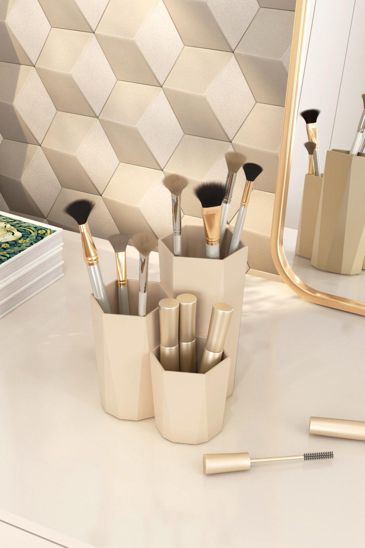 Sandy Makeup Organizer Brush Holder