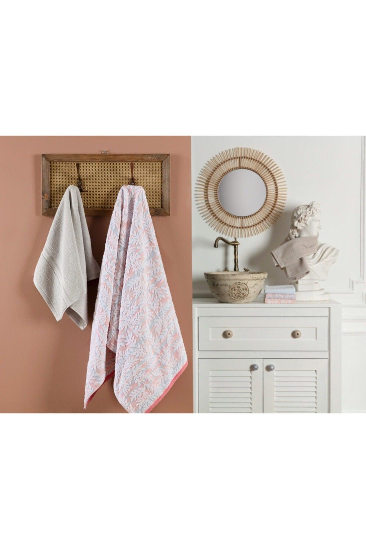 Sobre Jacquard Bath Towel - Orange / Pink -