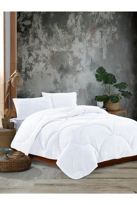 Single White Welsoft Quilt - Swordslife