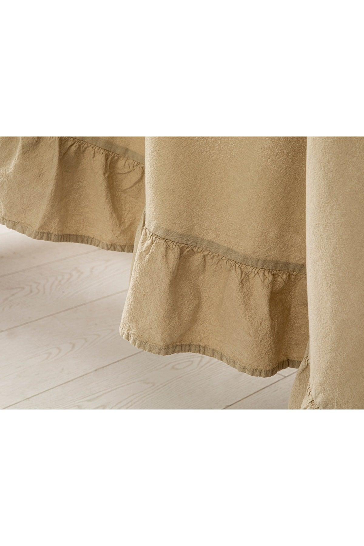 Vague Cotton Frilly Table Cloth 160x240 Cm Beige - Swordslife