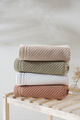 Valeron 50x90 Set of 4 Hand and Face Towels